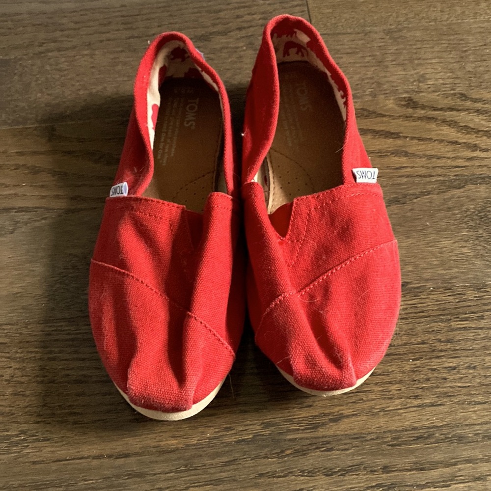 Womens Tom’s shoes! EUC